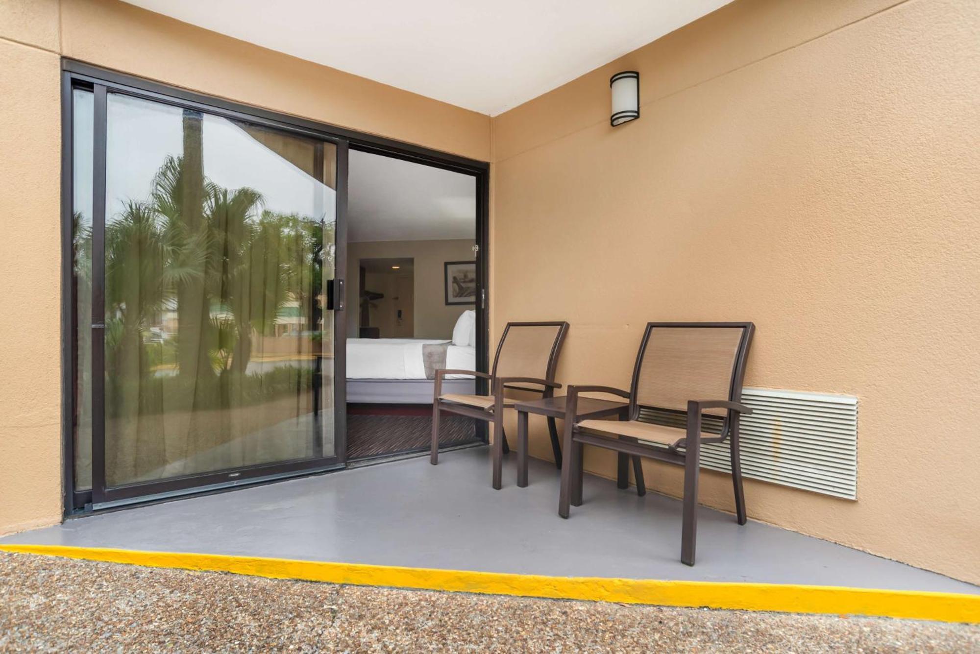 Best Western Oak Manor Biloxi Zewnętrze zdjęcie