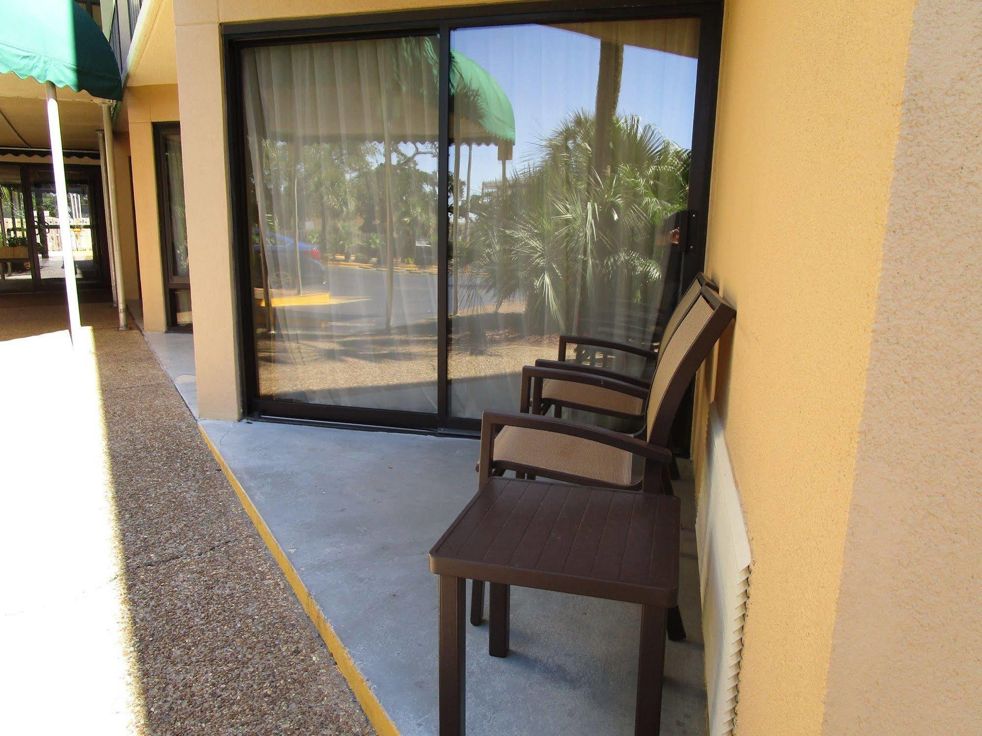 Best Western Oak Manor Biloxi Zewnętrze zdjęcie